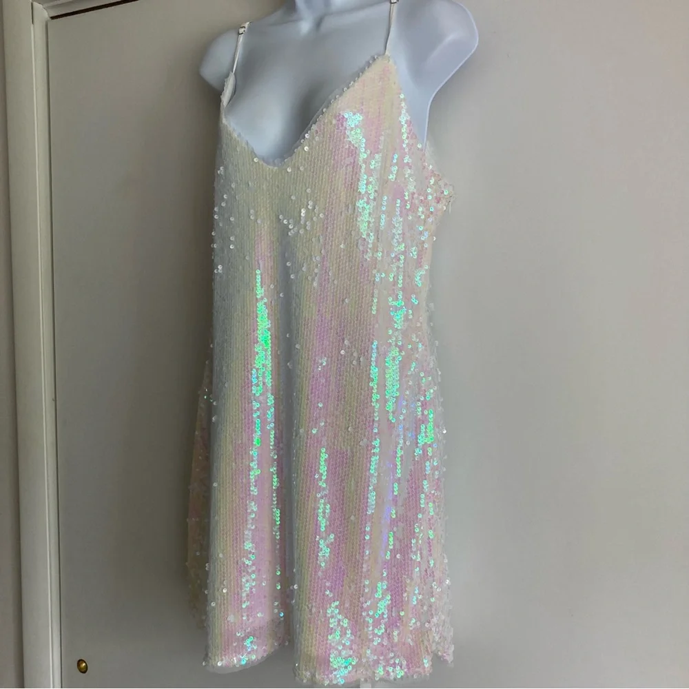 Lulu’s Mirrorball White Iridescent Sequin Mini Dress, Sz XL - Picture 4 of 16